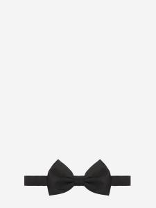 Black bow tie