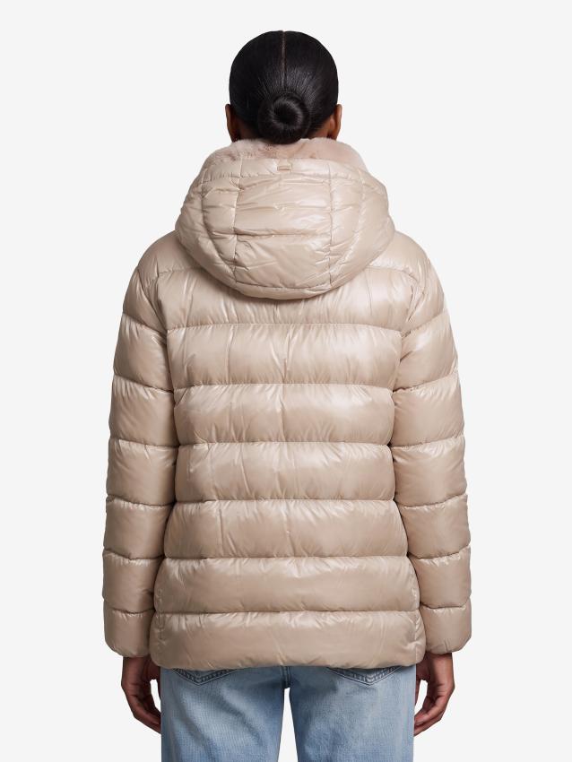 HERNO - Piumino ultralight con ecopelliccia