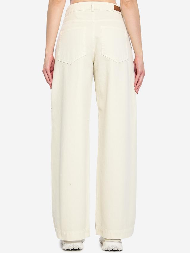MONCLER - Pantaloni in cotone con logo in pelle